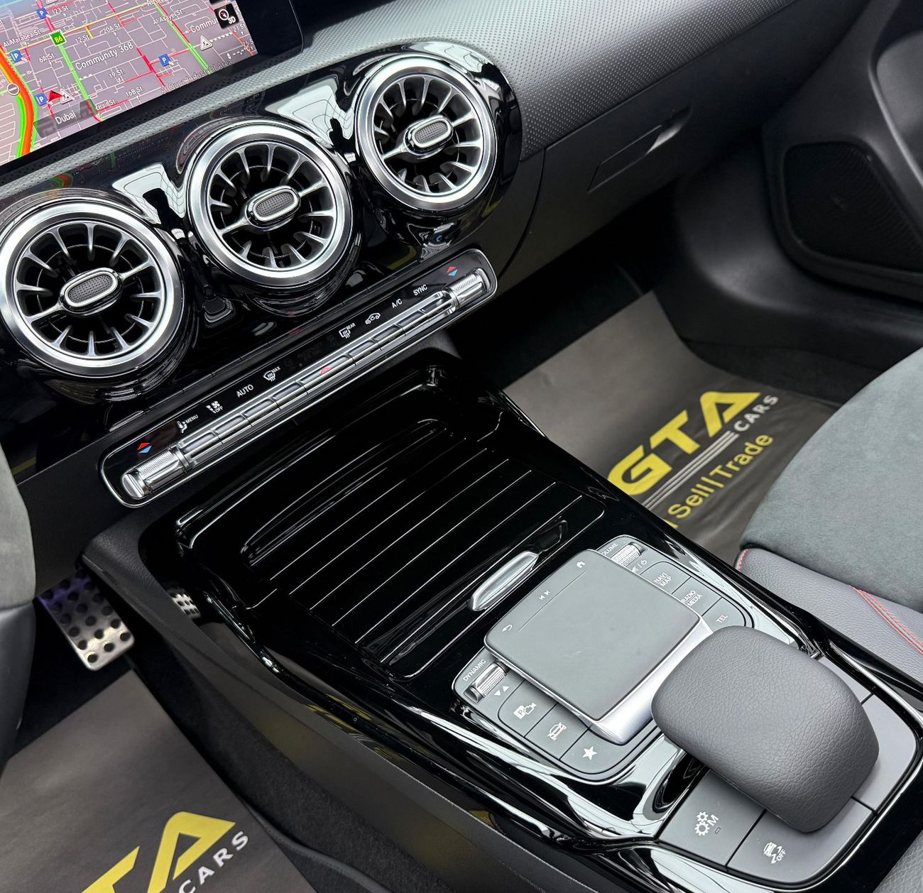 Mercedes-Benz A 35 AMG 4MATIC Hatchback 2023 Mercedes Benz A 35 Aerodynamic Pack, 2028 Warranty + Service Pack, Excellent C