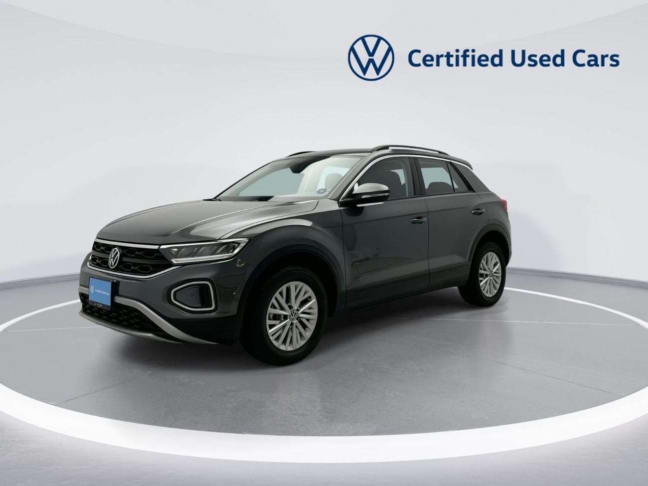 Volkswagen T-ROC T - Roc Life 1.4L (Ref#67125) / WAS 79,900 - NOW 76,900