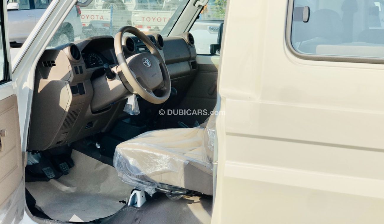Toyota Land Cruiser 70 4.0L GASOLINE 3Doors HARDTOP