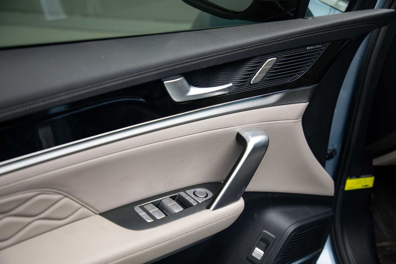 بي واي دي تانغ Champion Flagship 1.5L - Blue Inside Beige | Export Only