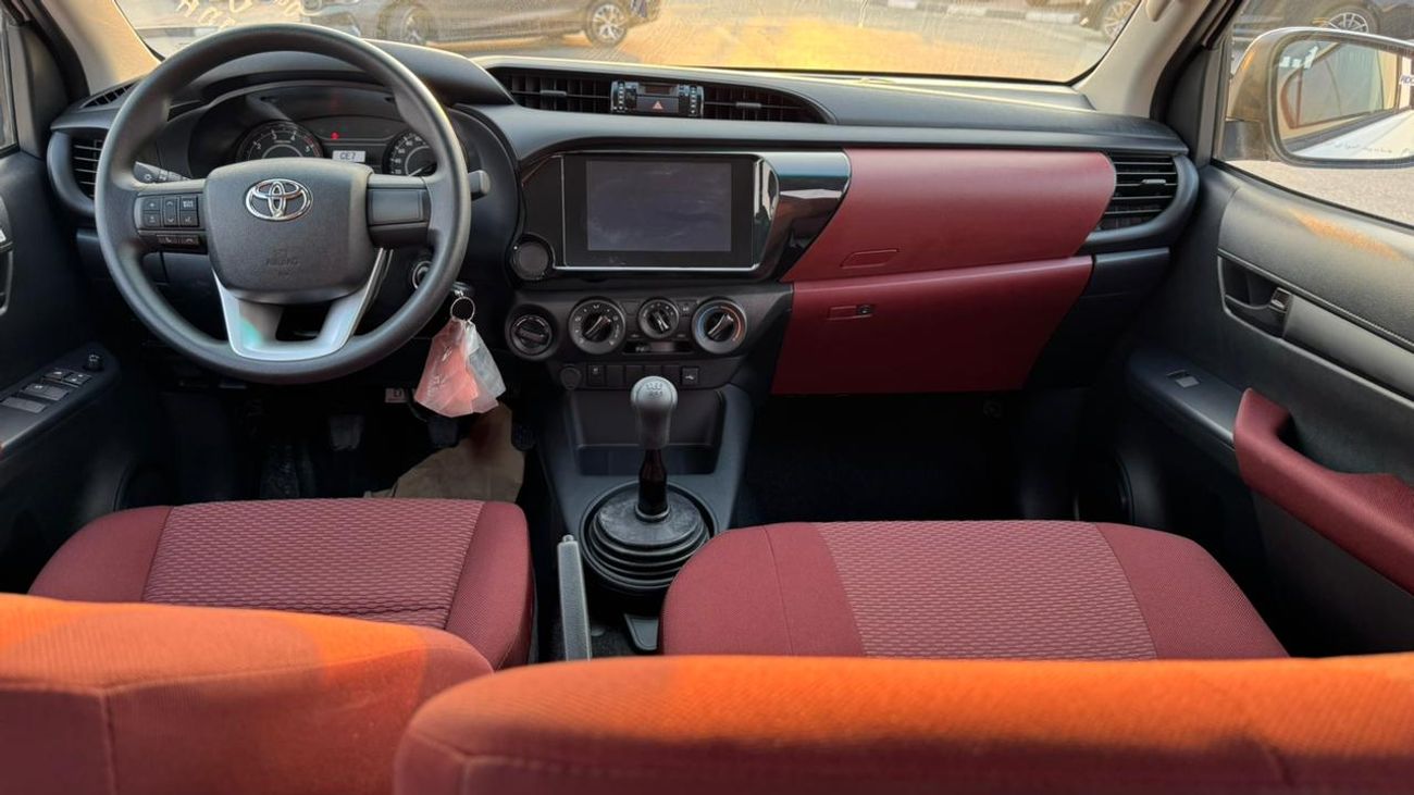 Toyota Hilux GL 2 2.4L AWD