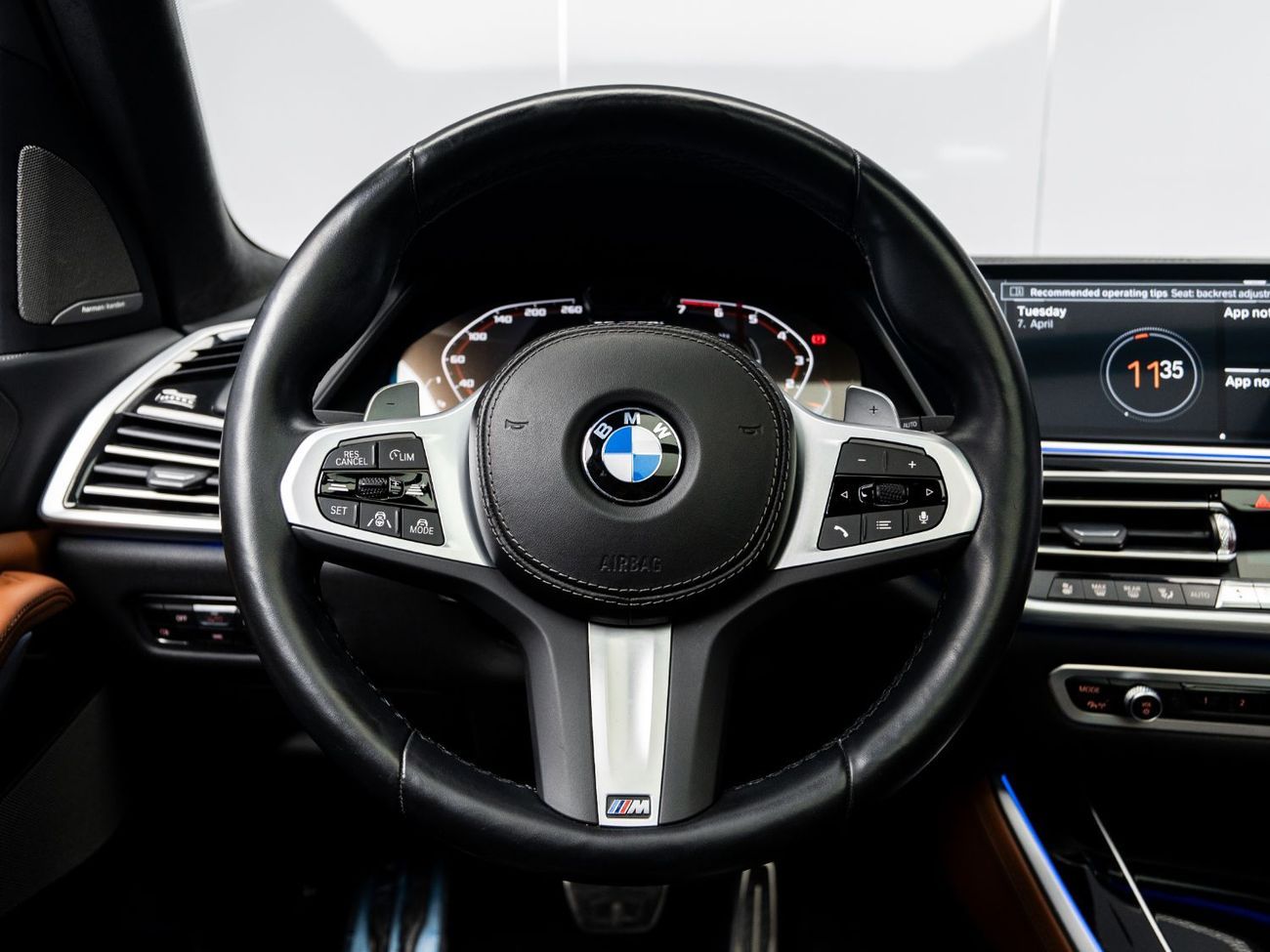 بي أم دبليو X5 M50i 4.4L 2022 BMW X5 M50i, 4.4L TC V8, AWD, 523 bhp, 8 Speed Automatic