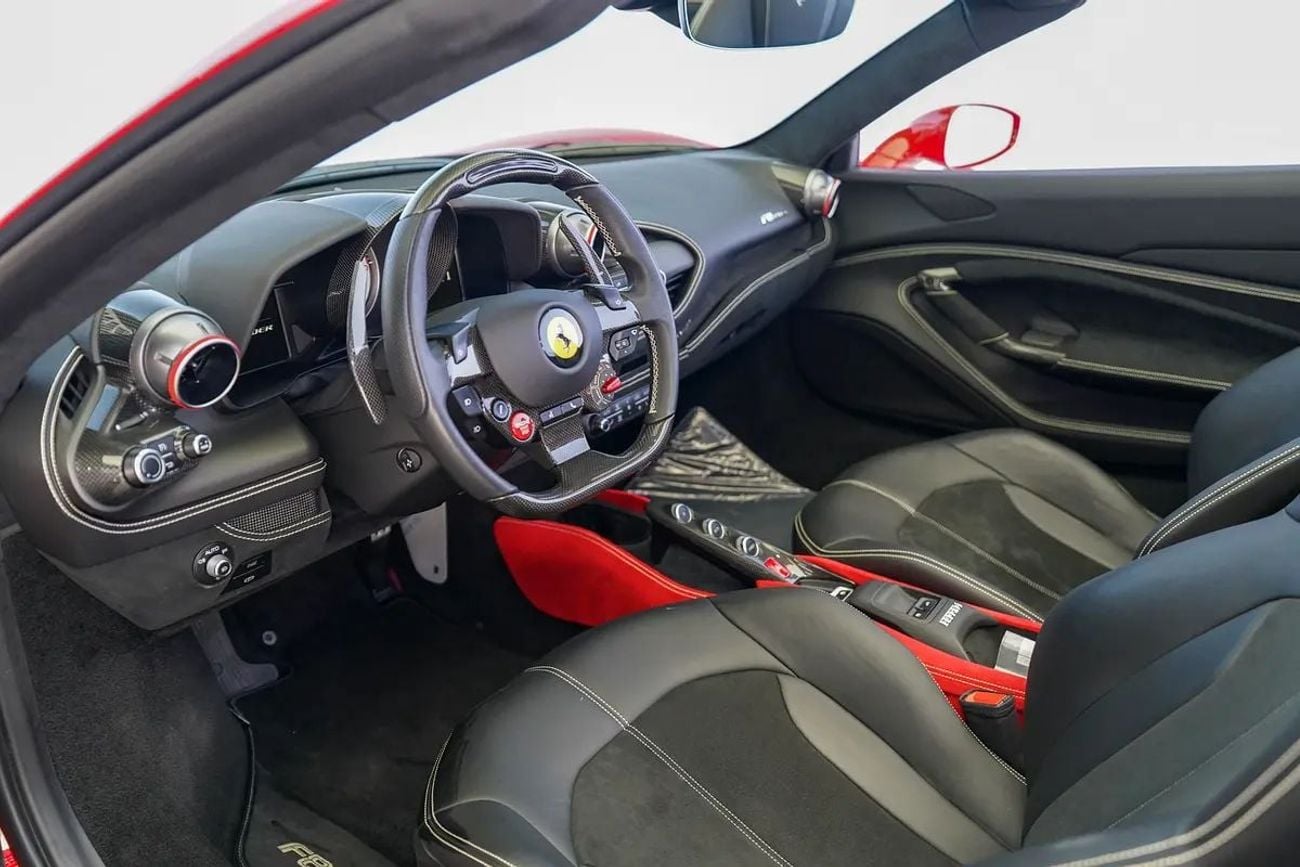 فيراري ف ٨ سبيدر STD 3.9T V8