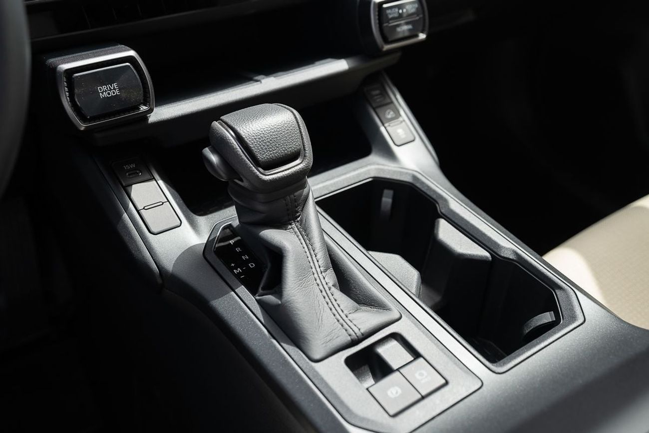 تويوتا راف ٤ LE 4X4 2.0L Automatic Transmission Petrol 2026
