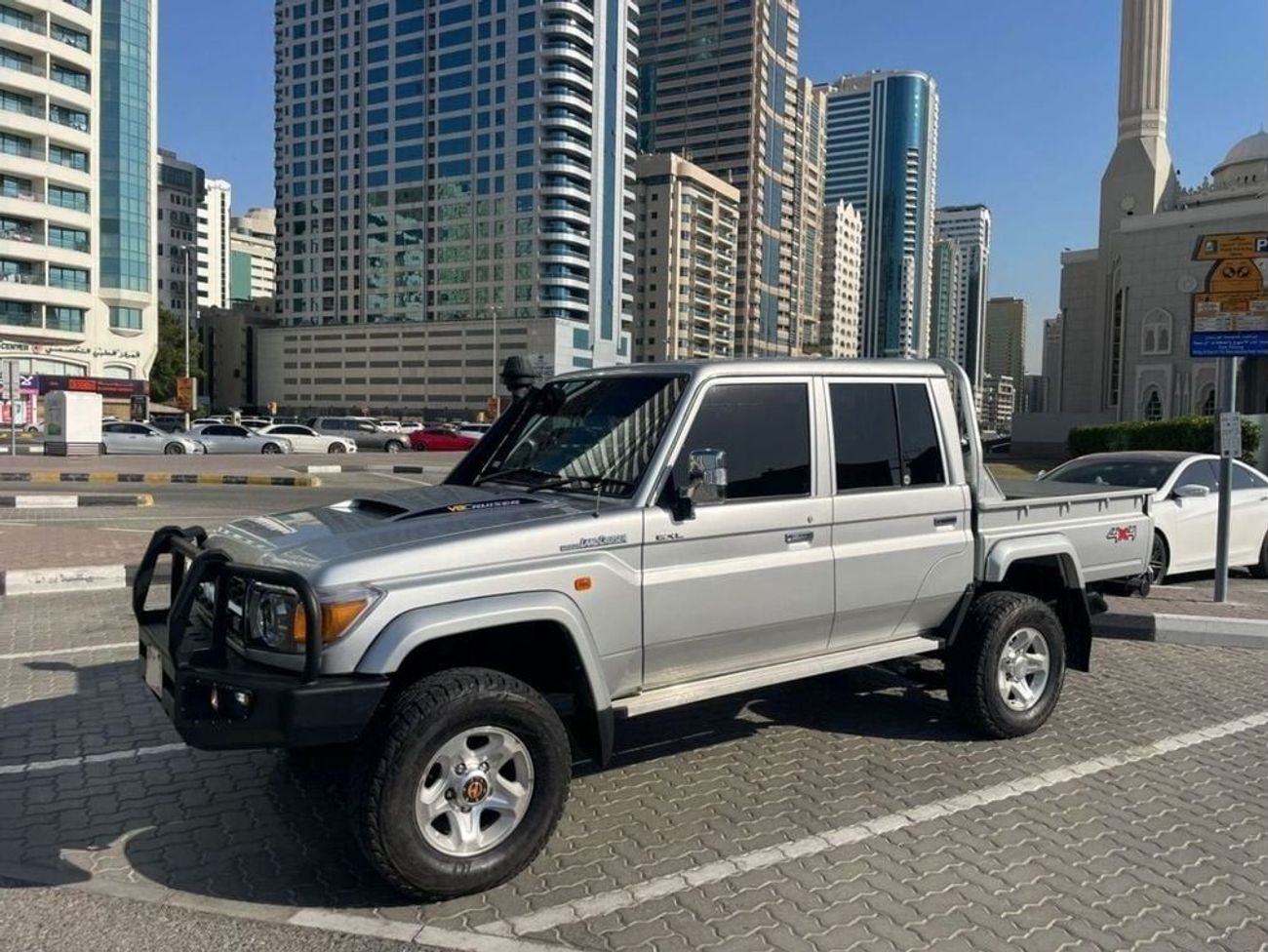 Toyota Land Cruiser Pick Up Diesel 4.5 Liter Right Hand Drive Double Cab Manual Gear