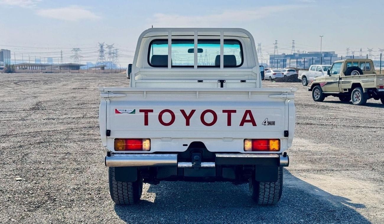 Toyota Land Cruiser Pick Up SINGLE CABIN | BULL BAR | RHD | 4.2L DIESEL ENGINE | (MT) | 1992 | AIR SNORKEL