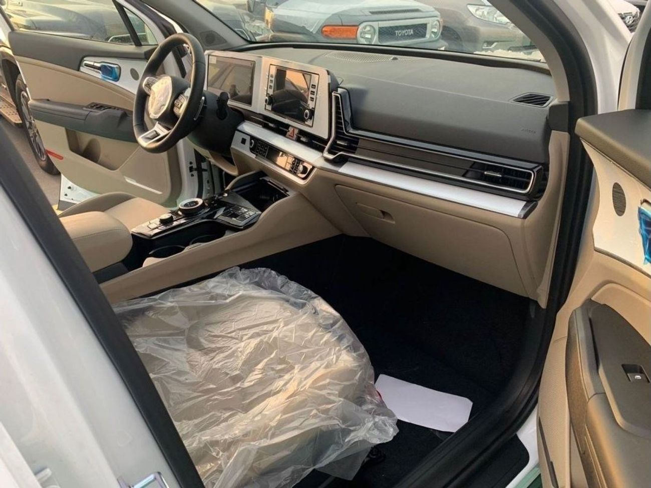 كيا سبورتيج 1.6L TURBO, SUV, 4X4, PETROL, PANORAMIC, GCC, 19' ALLOY WHEELS