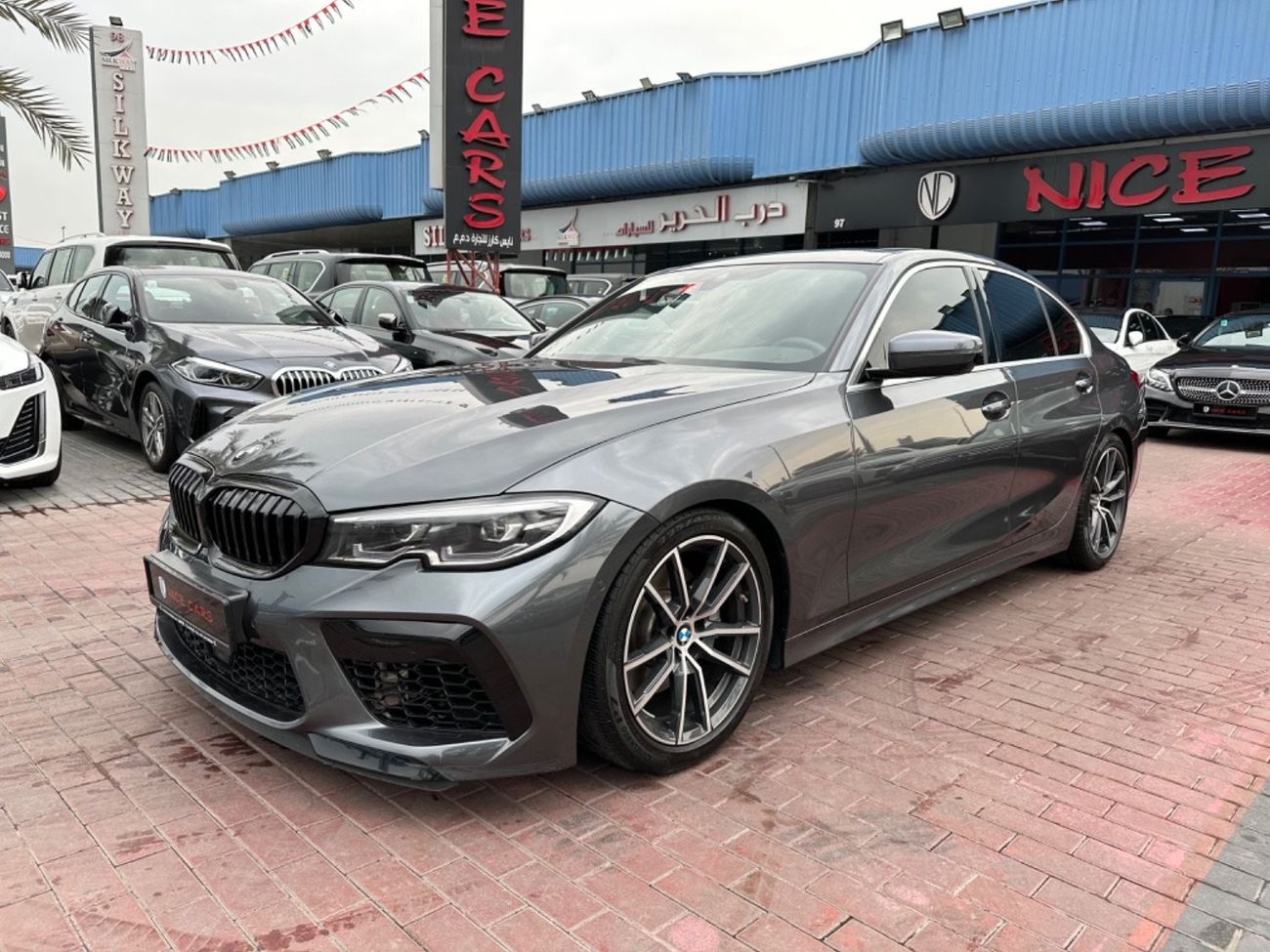 Used BMW 330i M Sport 2020 for sale in Dubai - 591147