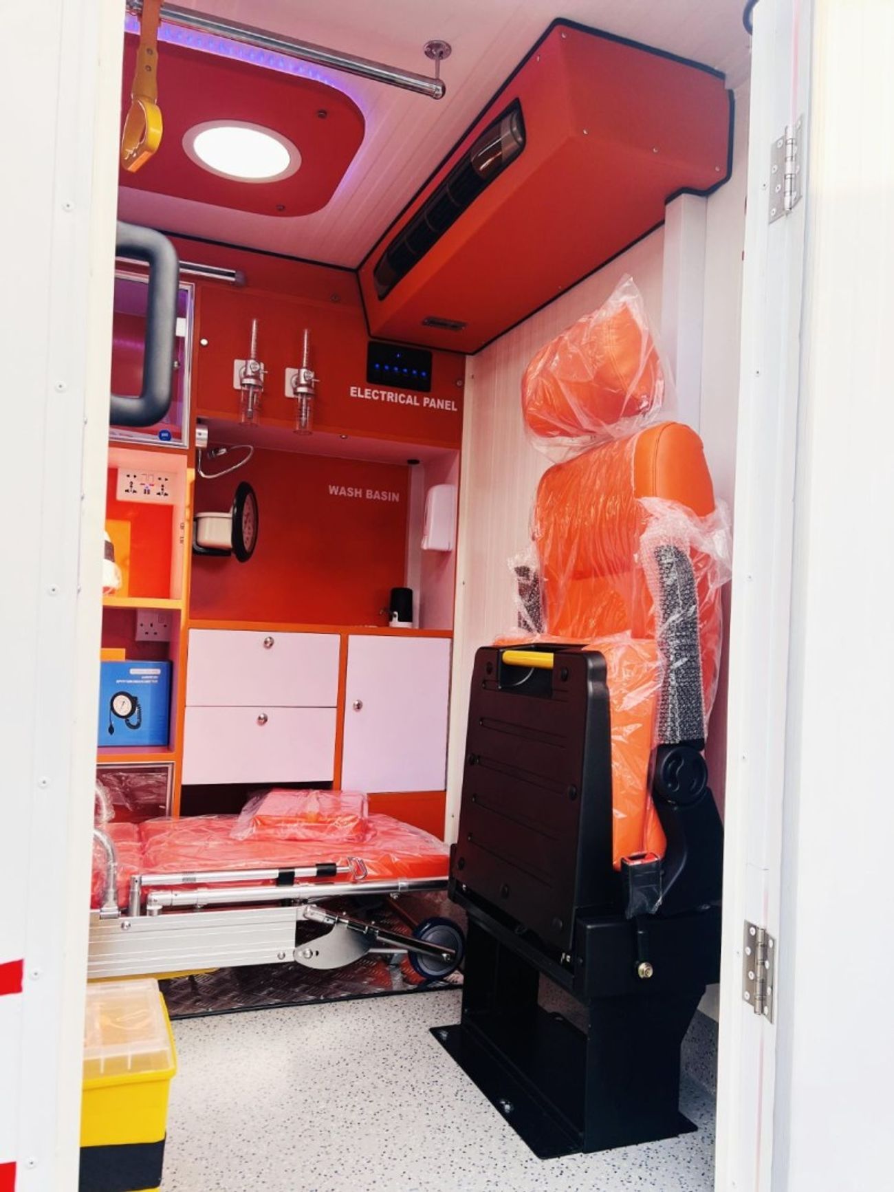 Toyota Hilux 2026 Toyota Hilux 2.4L MT Diesel (Ambulance)