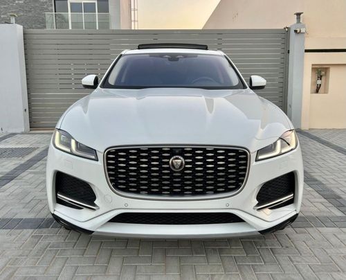 جاكوار F بيس S