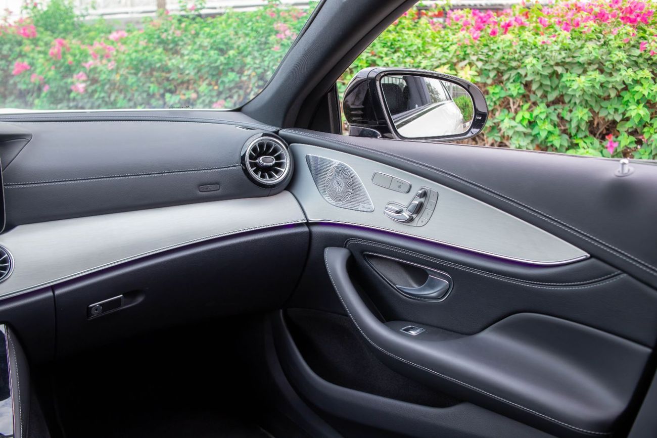 مرسيدس بنز CLS 53 AMG Mercedes ClS 53 AMG Model-2022 13.000Km only Like New 3.0L Turbo Charger 6Cylinder -429Hourse Power