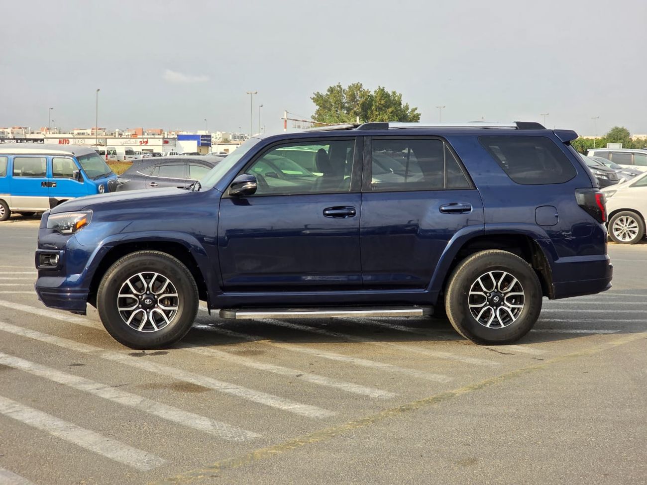 Toyota 4Runner Toyota 4Runner 2024 Model 4.0 petrol Engine Colour blue Full option Colour blue push start Transmiss