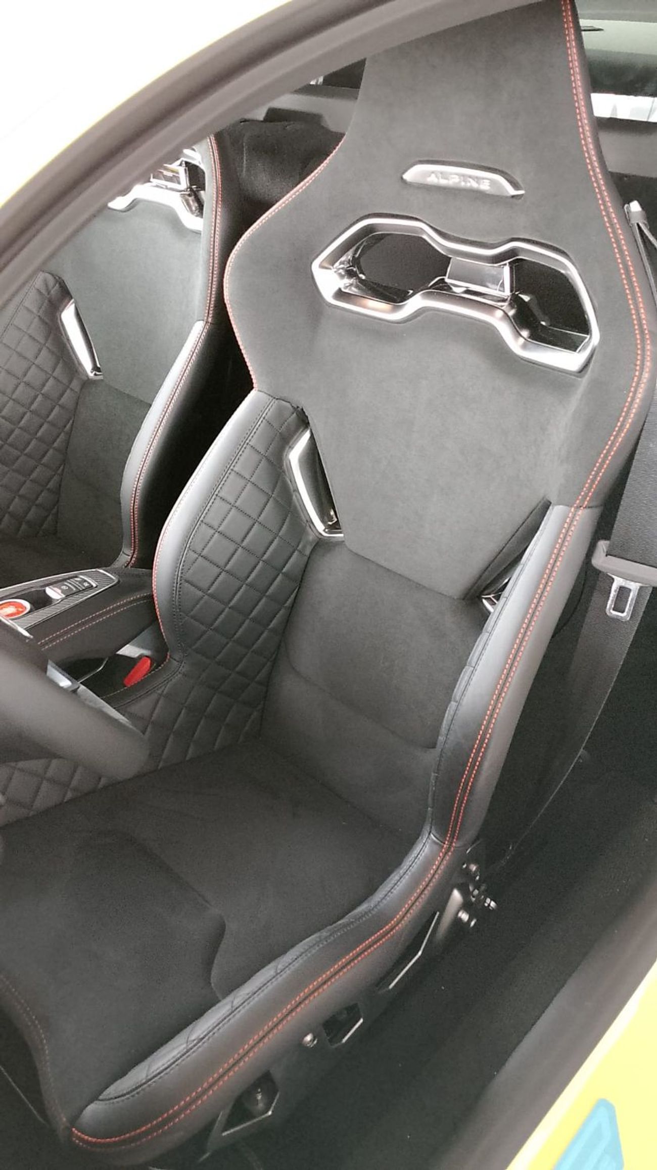 البين A110 A110S - Full Equipped