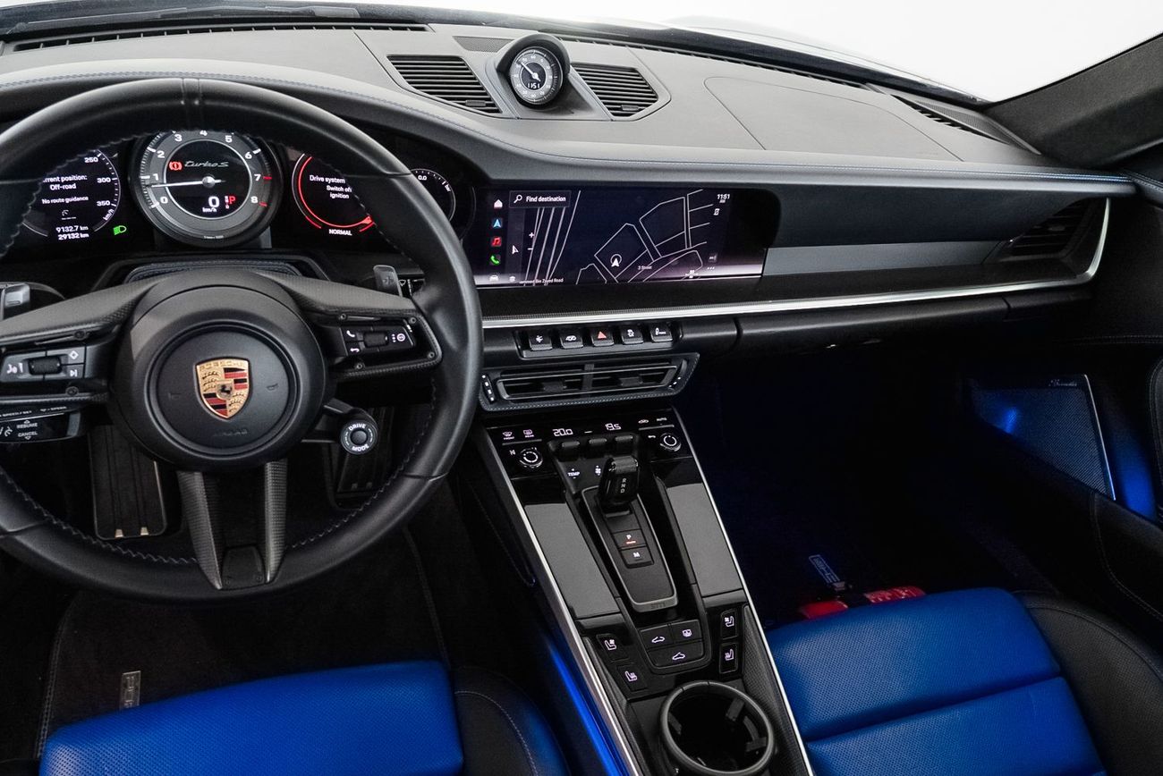 بورش 911 Turbo S 3.8L (640 HP) Coupe