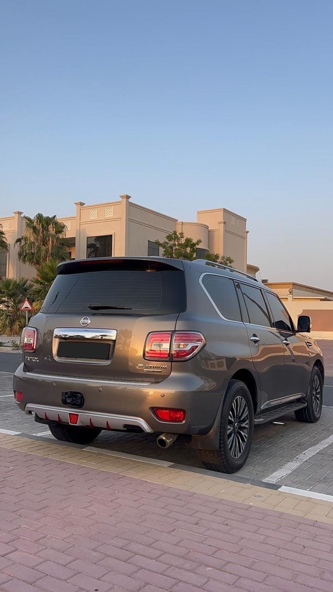 نيسان باترول LE PLATINUM