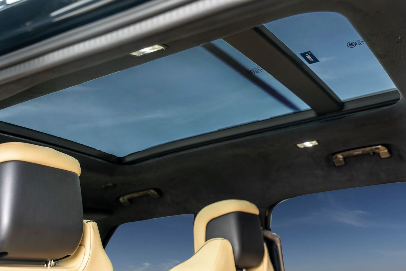 Land Rover Defender 110 HSE P400 of the Apex Series | 1 of 28 by Limgene