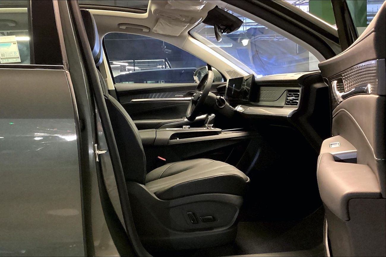 أم جي RX9 Luxury | National Day | Start 2026 with the ideal drive | شامل الضمان | 0 ﺪﻔﻋﺓ ﺃﻮﻟﻯ