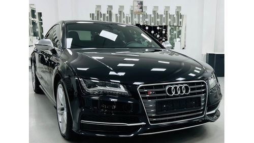 أودي S7 GCC .. V8 .. FSH .. Original Paint .. Top Range ..