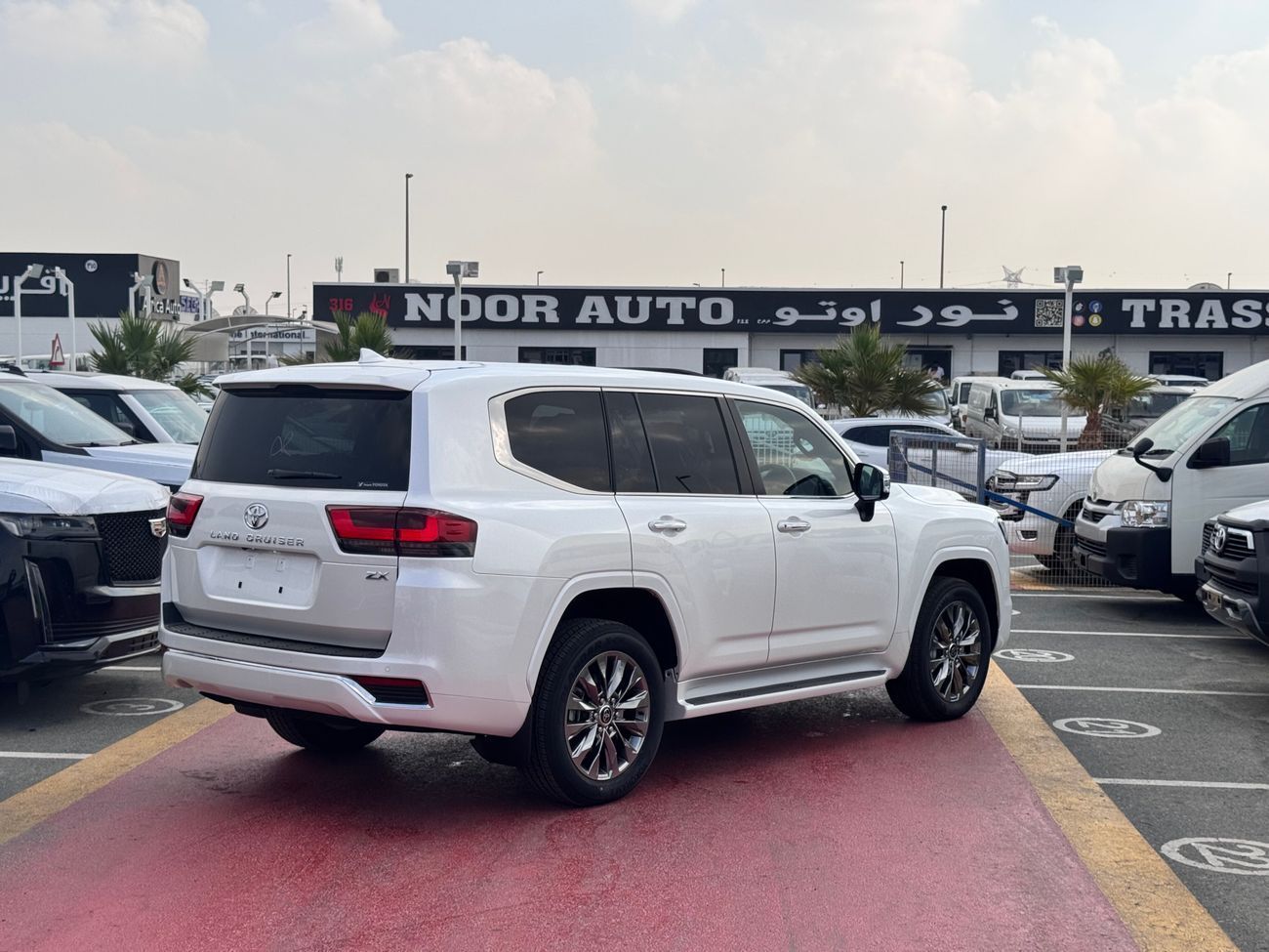 Toyota Land Cruiser 300 ZX 2024 Petrol 3.5L RHD Brand New 0Km