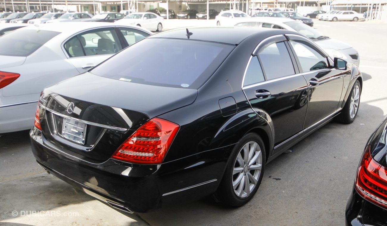 مرسيدس بنز S 500 With S600 Badge