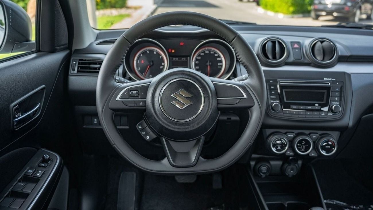 سوزوكي سويفت SUZUKI SWIFT GLX 1.2P AT MY2025