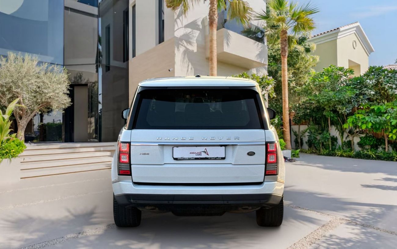 Land Rover Range Rover Vogue 5.0L Vogue HSE 5.0L V8 | 2016 | GCC SPECS | 3 Months Warranty Included