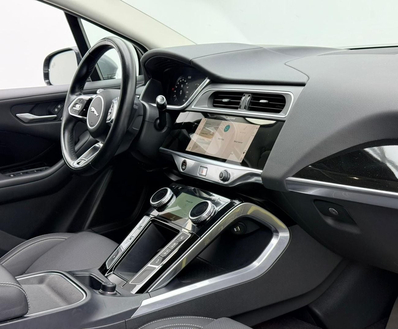 Jaguar I Pace 2021 Jaguar I-Pace EV400, 2026 Jaguar Warranty + Service Pack, Very Low Km, Excellent Condition, GCC