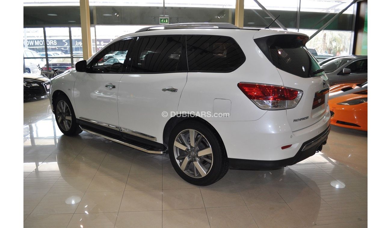 Nissan Pathfinder SL