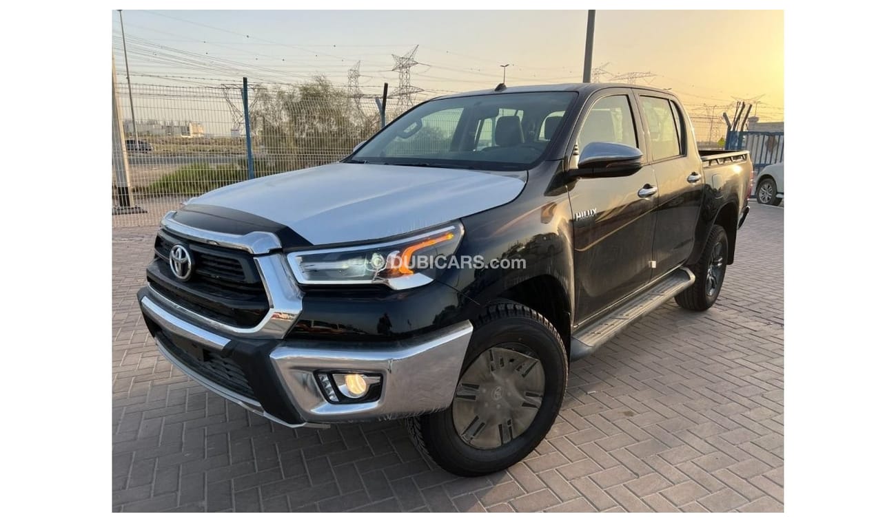 Toyota Hilux S GLX Double Cab 2.8L 4-Cyl Diesel (Full-Option)
