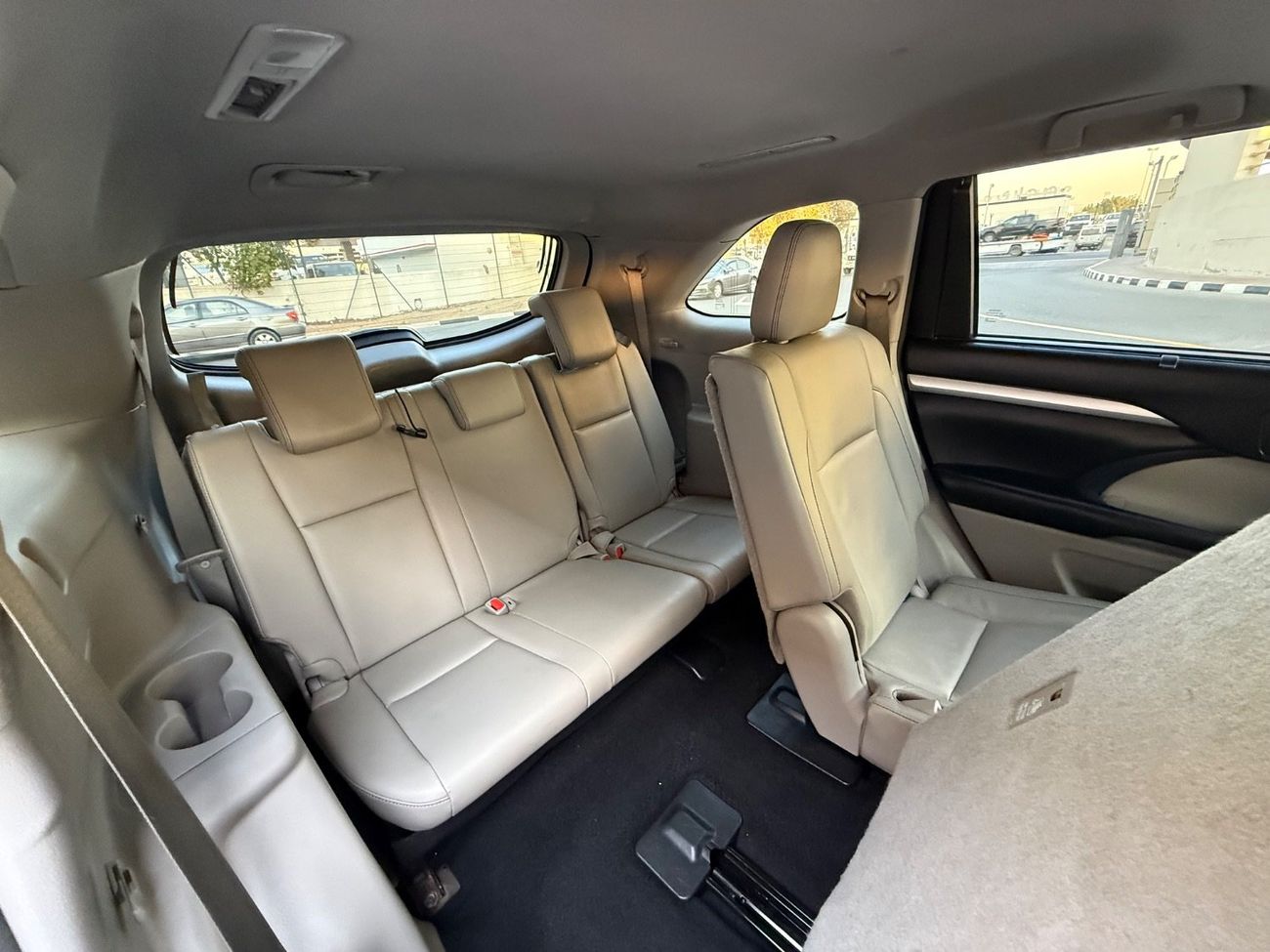 Toyota Highlander 2018 XLE LIMITED MOONROOF FULL OPTION 3.5/ 4x4 USA SPEC