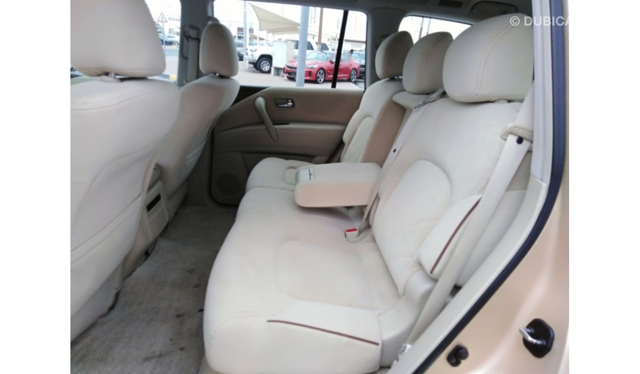 Nissan Patrol Nissan patrol 2013 gcc 400horse very celen car for sale