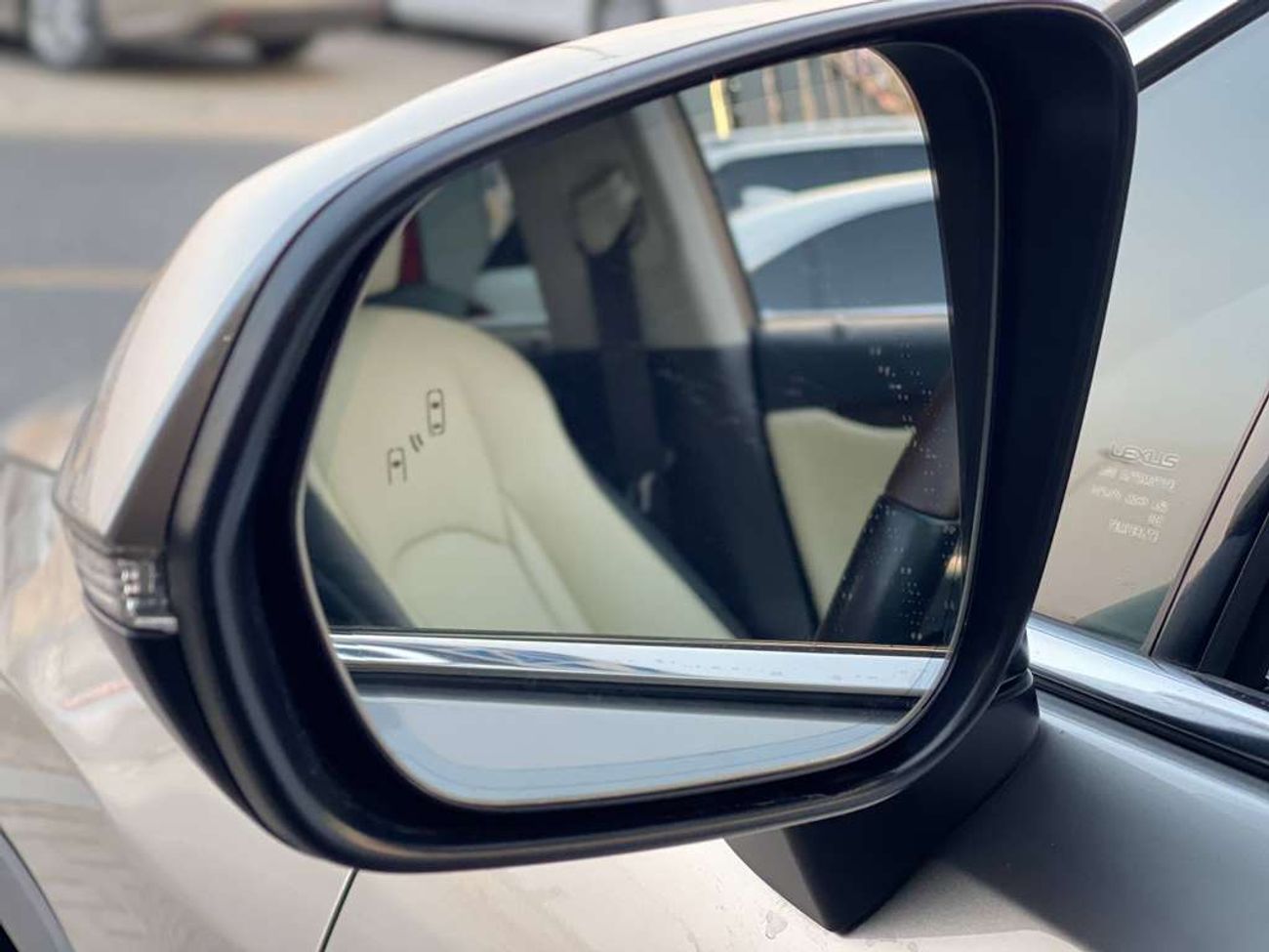 لكزس RX 350 Platinum 3.5L (275 HP)