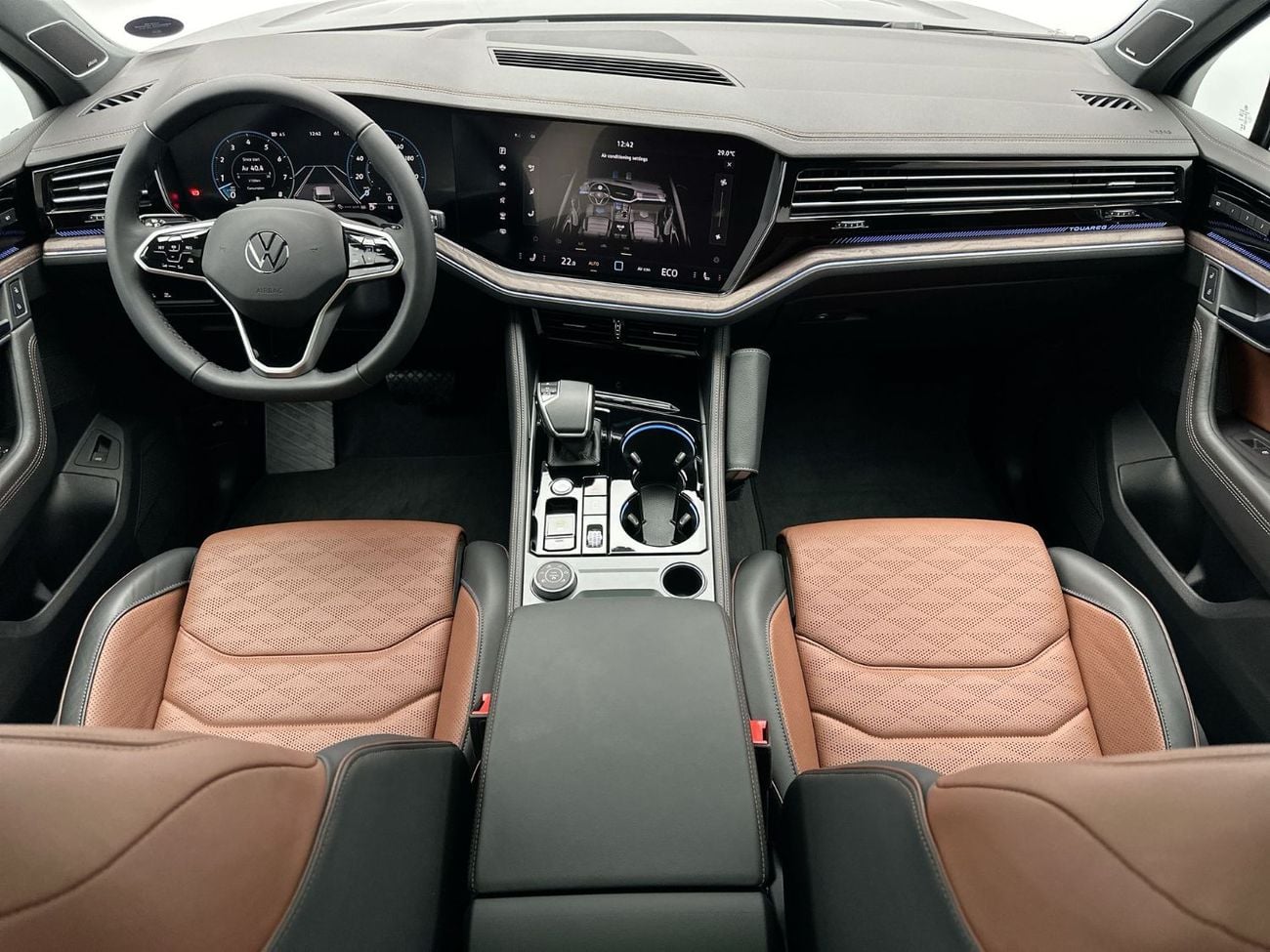 Volkswagen Touareg Touareg Elegance++ 3L | Ex-Demo Car | 4MOTION | Panoramic Sunroof | Varenna Leather | Head-Up Displa