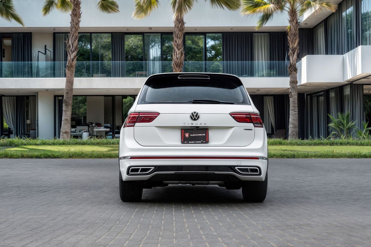 Volkswagen Tiguan R-Line | 2,252 P.M  | 0% Downpayment | Impeccable Condition!