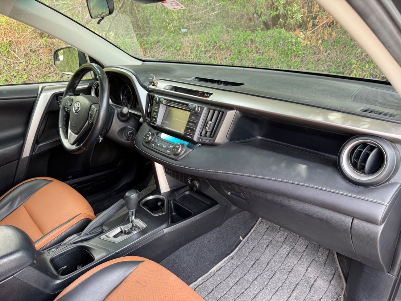 Toyota RAV4 Limited 2.5L