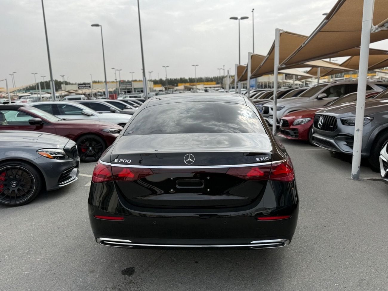 مرسيدس بنز E200 STD 2.0L