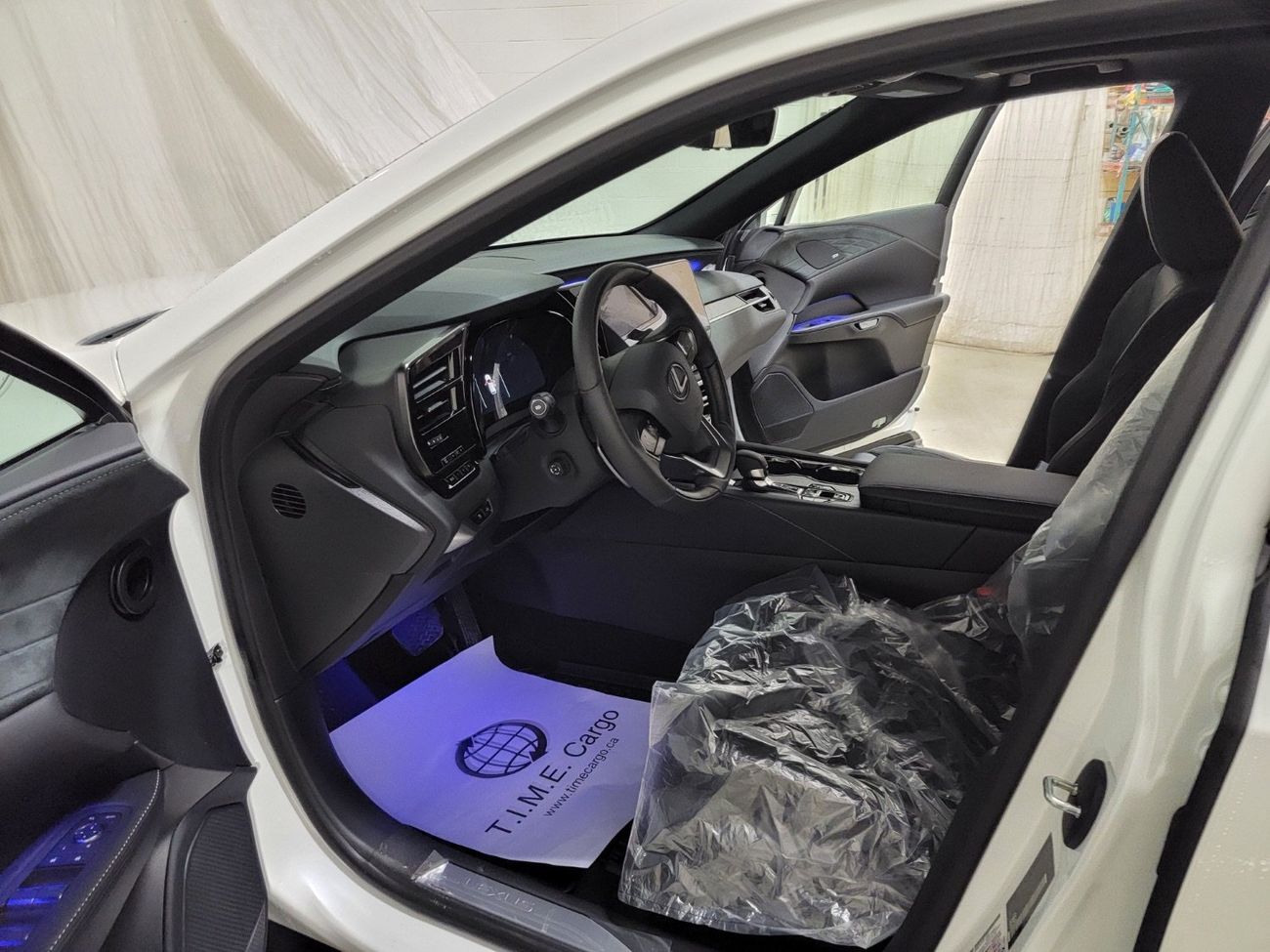 لكزس RX 350 EXECUTIVE ( Canadian Spec )