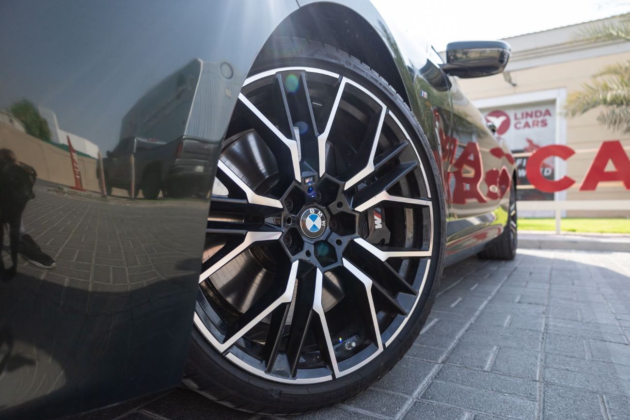 بي أم دبليو 840i BMW 840i M-Sport 2023 GCC under Agency  Warranty and Service Contract with Flexible Down-Payment.