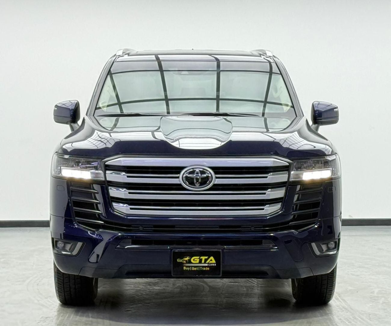 Toyota Land Cruiser 2023 Toyota Land Cruiser GXR, 2028 Toyota Warranty, Full Toyota Service History, Very Low Km, GCC