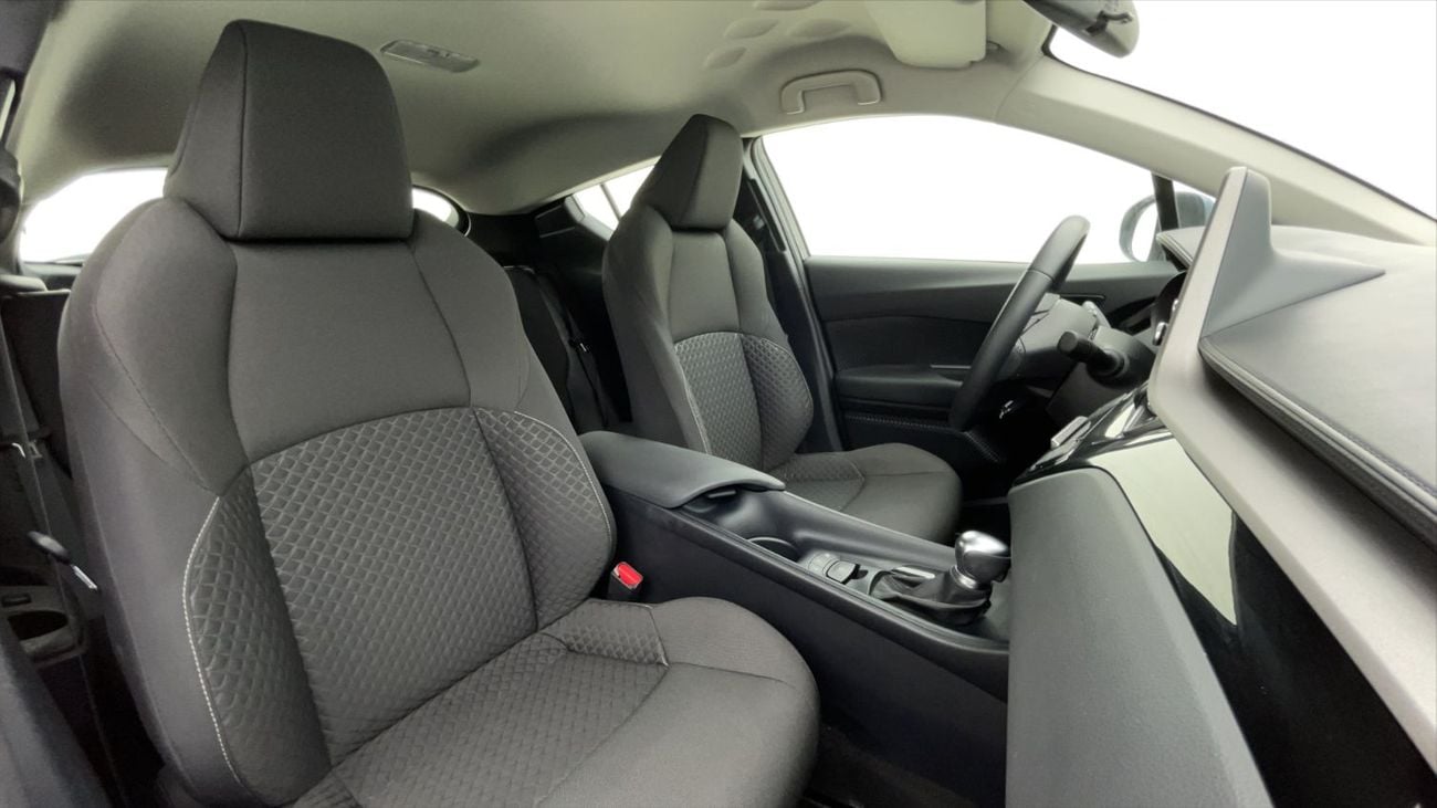 تويوتا CHR 1.8L 2023 | 0 DP | 1050/Month | 30 Day Return | Service History