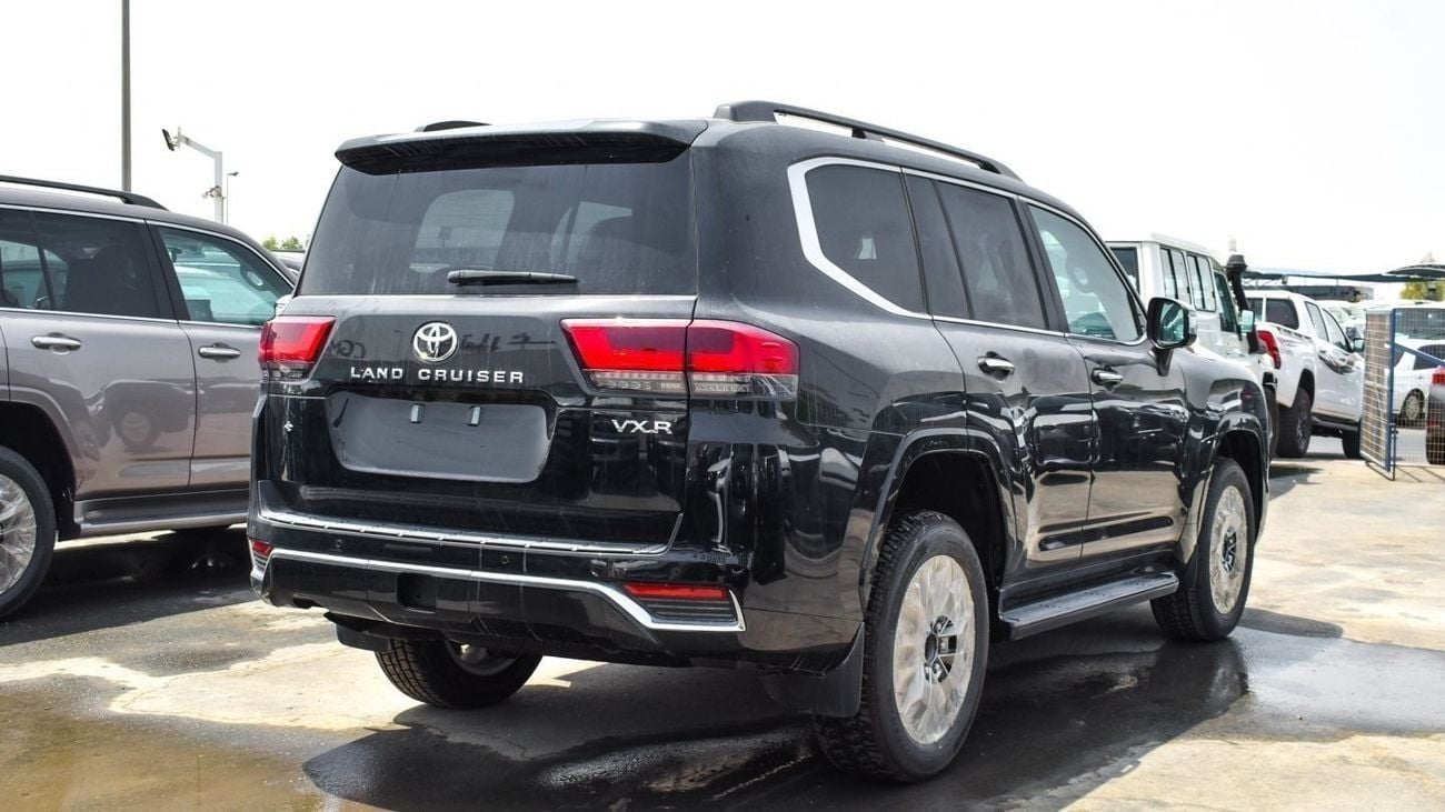 Toyota Land Cruiser Toyota land cruiser VXR 3.5L petrol MY 2025