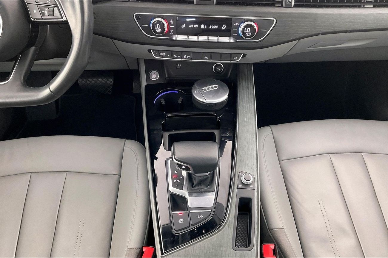 أودي A5 40 TFSI S-Line | National Day Celebration | شامل الضمان | 0 ﺪﻔﻋﺓ ﺃﻮﻟﻯ