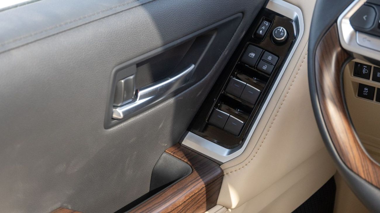 تويوتا لاند كروزر GXR 3.5L