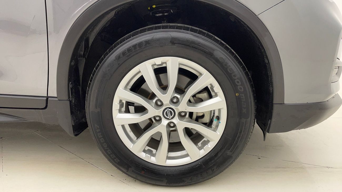 نيسان إكس تريل S 2.5 | بدون دفعة مقدمة | اختبار القيادة في المنزل