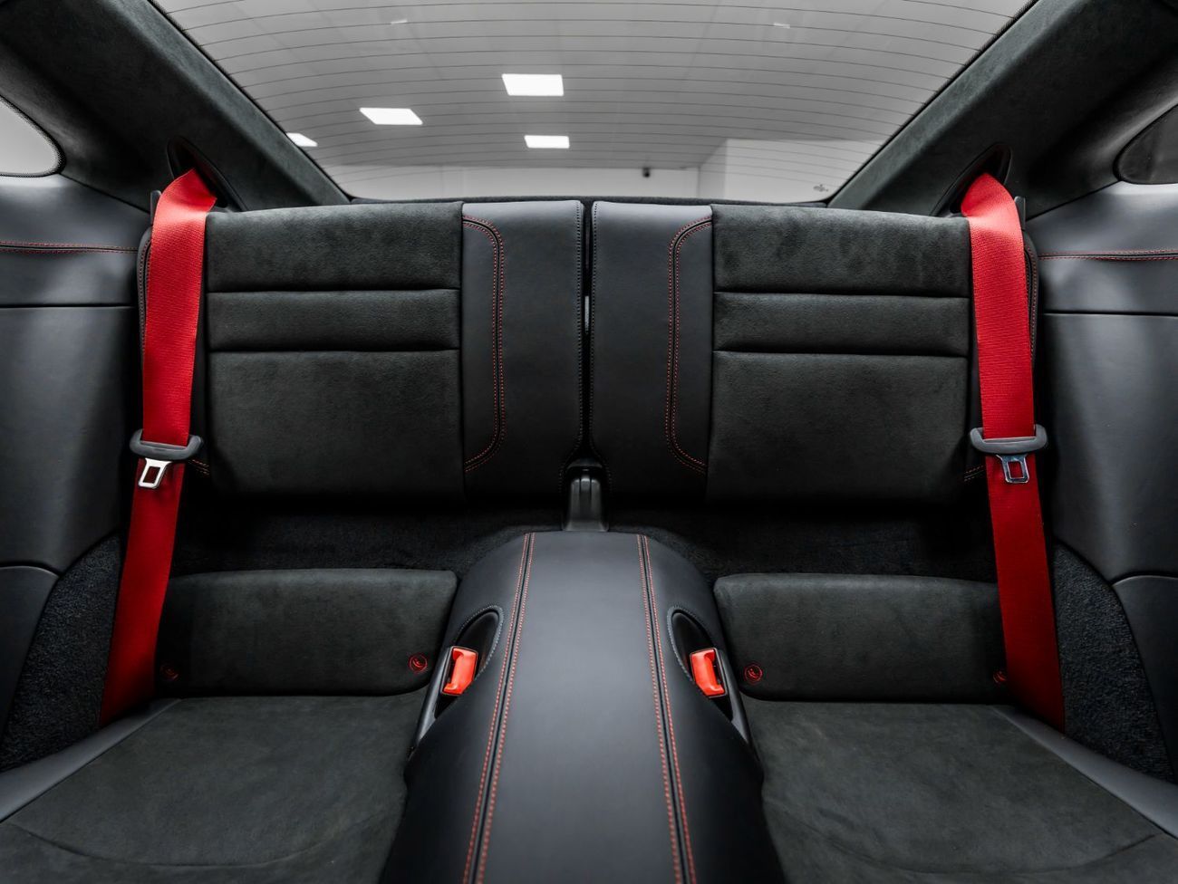 بورش 911 Carrera GTS