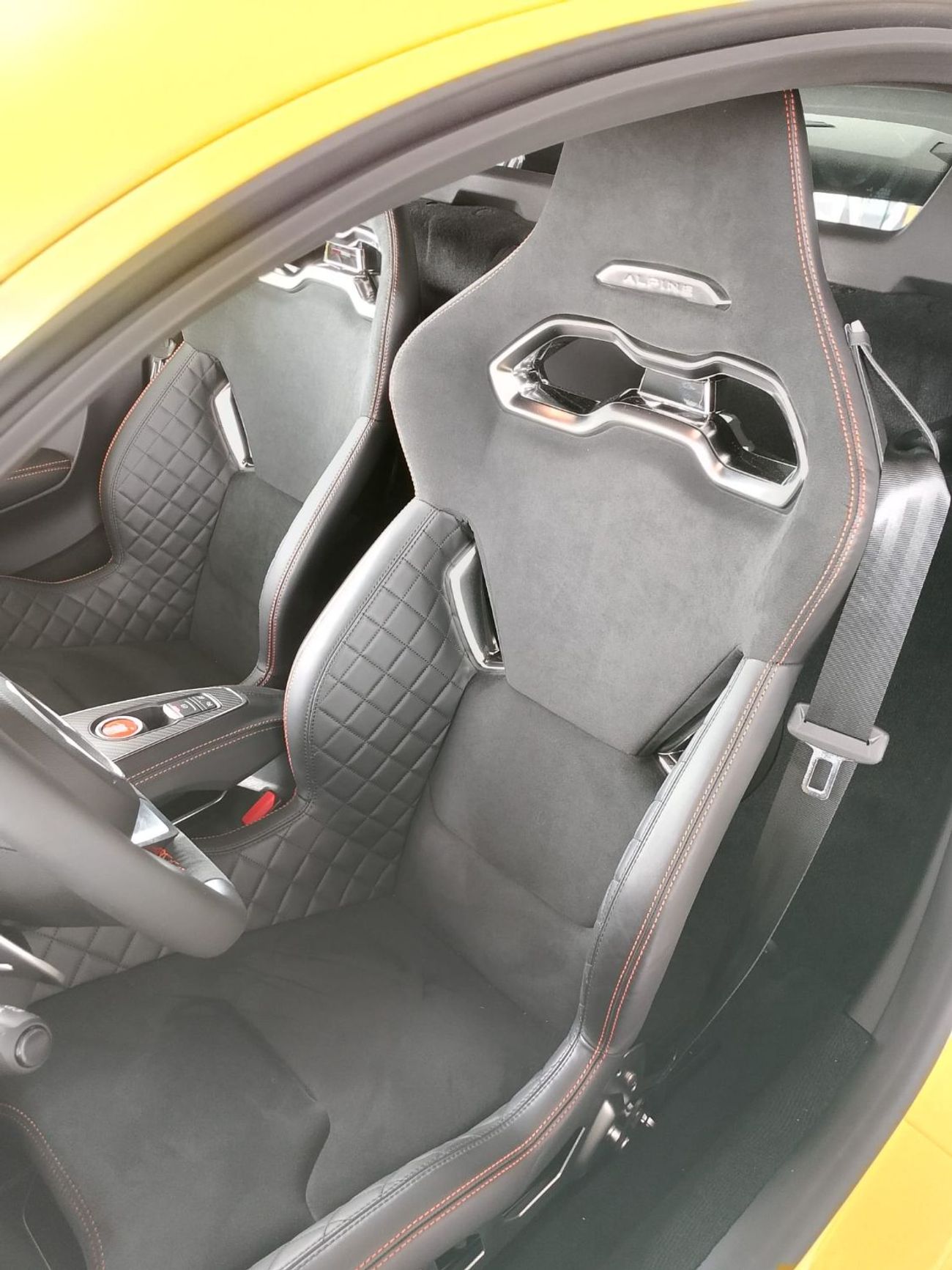 البين A110 A110S - Full Equipped