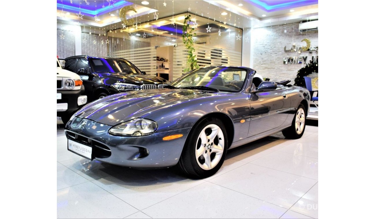 Jaguar XK OLD BUT FRESH AMAZING!!! JAGUAR XK8 2000 Model!! in Grey Color! GCC Specs