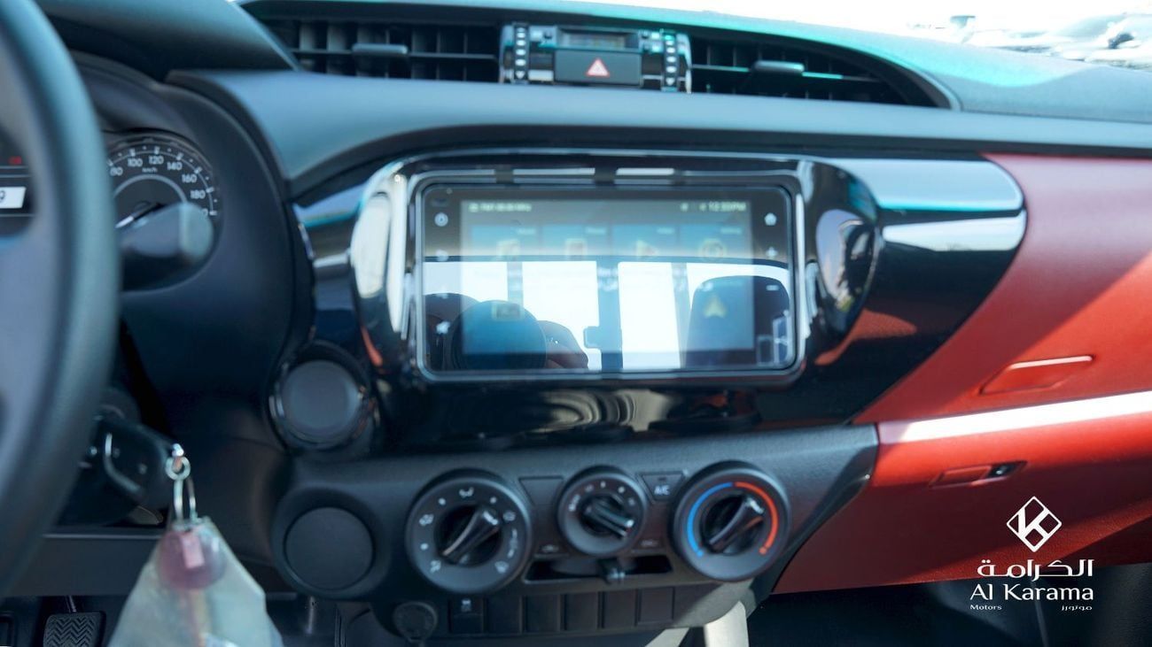 تويوتا هيلوكس GL  2.4L Single Cab D-4D |  Manual Transmission | GCC Specs | Power Windows & Mirrors