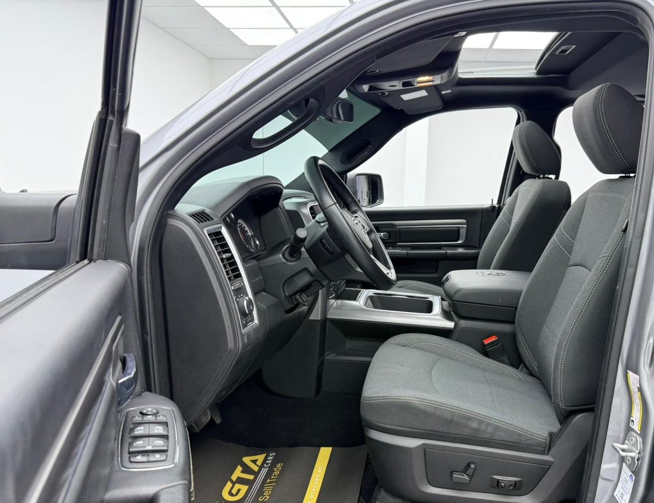 RAM 1500 WARLOCK 2023 Ram 1500 Warlock, Warrant, Full Agency Service History, GCC
