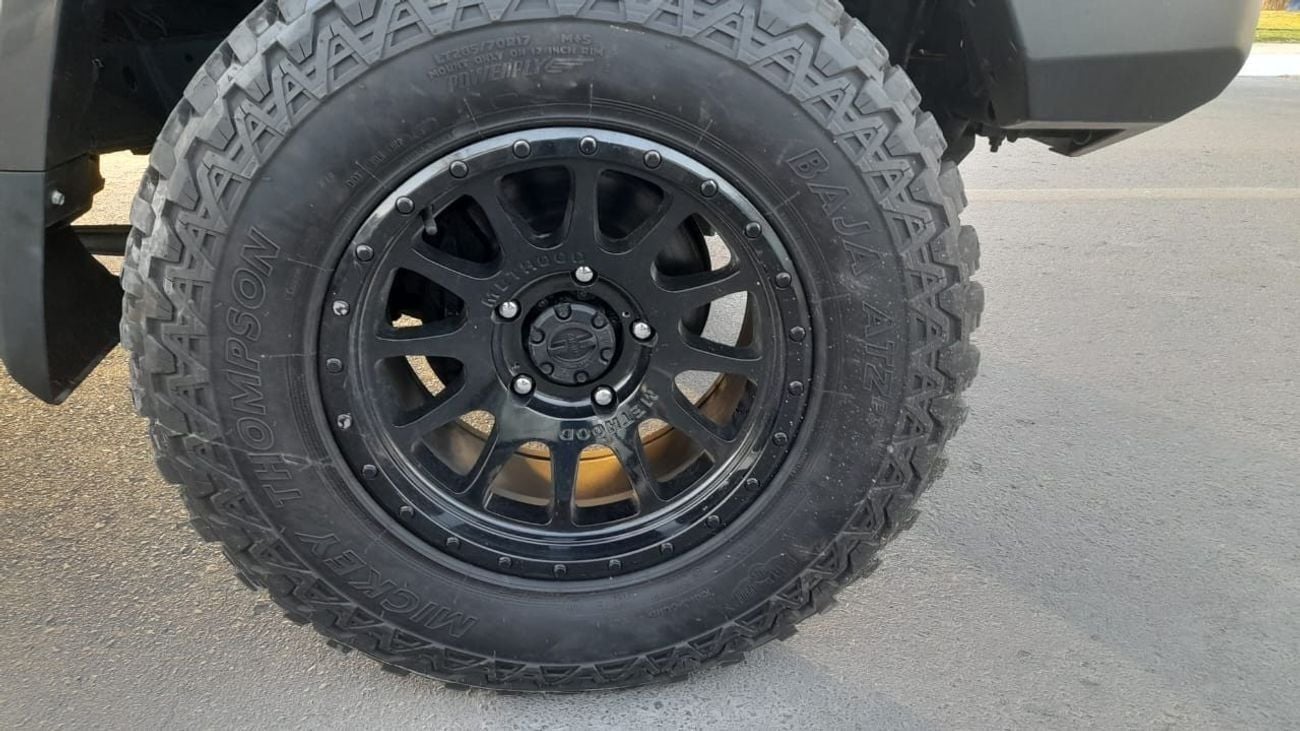 تويوتا لاند كروزر بيك آب RHD SINGAL CAP V8 MANUAL